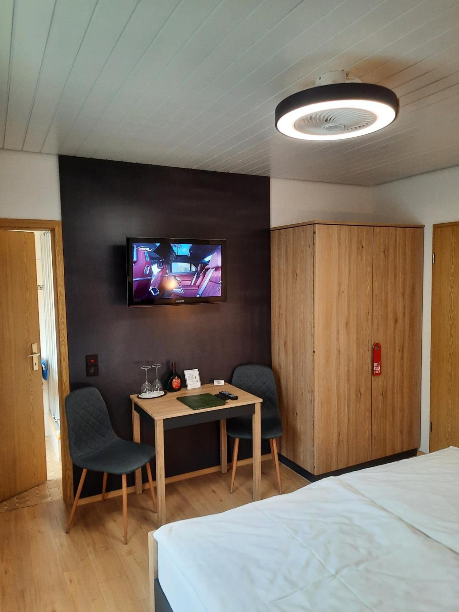 Landgasthof Gruener Baum Regnitzlosau Room photo